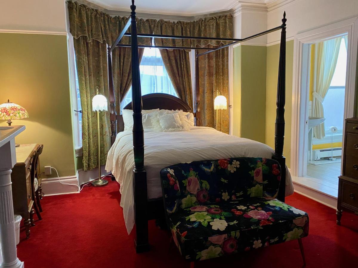 The Roses Heritage Inn セントジョンズ エクステリア 写真